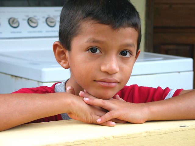 Aldeas con los niños en Honduras