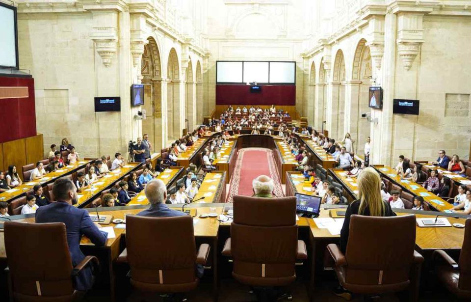 diputados-por-un-dia-andalucia-2024